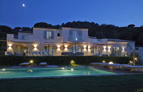 Saint-Tropez Contemporary Provencal Villa Close to Pampelonne Beach