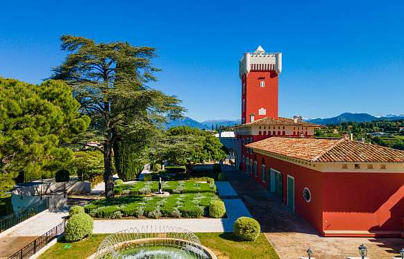 Château néo-toscan avec vue panoramique sur Nice pour des évènements