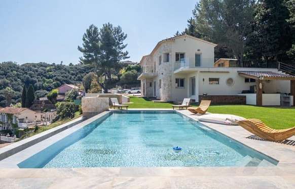 Luxurious 4 beroom Villa with Panoramic Sea Views in Golfe Juan