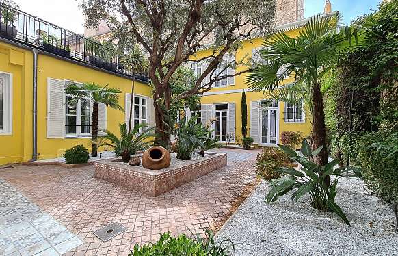 Cannes Heart Exclusive Villa with Private Terrace Near Croisette