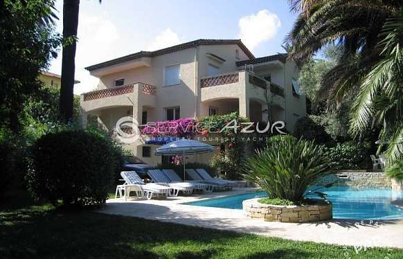 Tranquil Antibes Villa with Pool Near Sandy Beaches