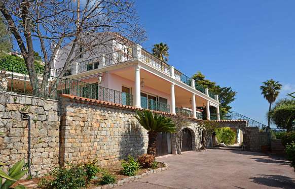 Rent house in Golf-Juan with panoramic sea view