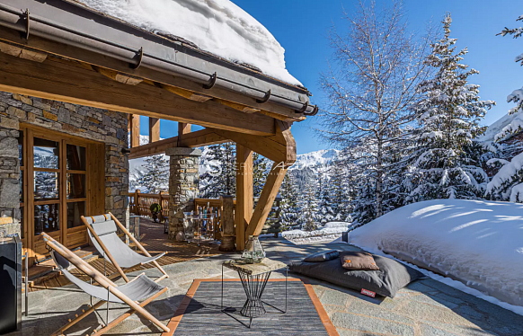 Relax and unwind stylish Сhalet in Courchevel 1850