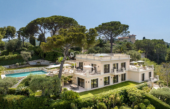 Villa d'exception au coeur de Saint-Jean-Cap-Ferrat