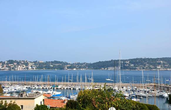 Location d'appartement avec une belle vue mer à Villefranche-sur-Mer