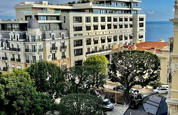 Monaco's Golden Square Garden View Two-Bedroom Residence