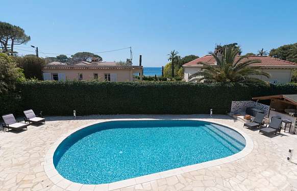 Provencial villa to lease at Cap d'Antibes