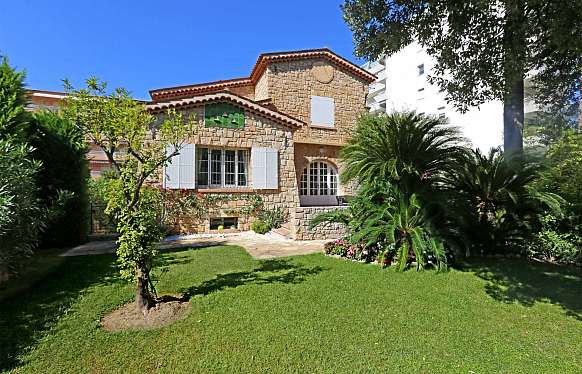 Rent villa in Cannes close to Croisette