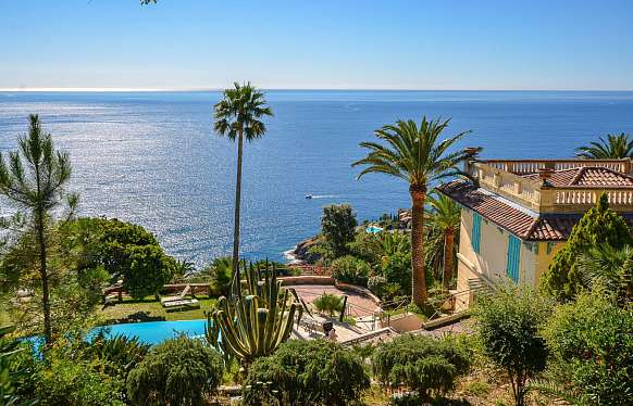 Sea view home in Théoule-sur-Mer