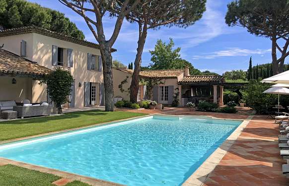 Rent provençale house in Saint-Tropez close to Tahiti beach