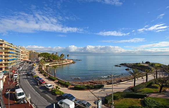 Location d'appartement vue mer à Cap d'Antibes