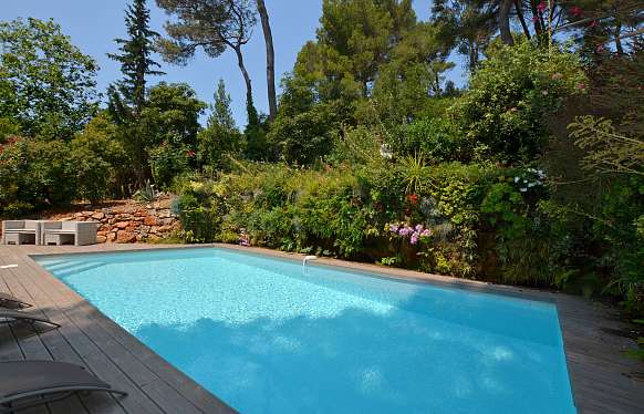 Elegant villa for rent in Cap d'Antibes