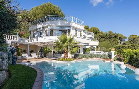 Luxury sea view house on the hills of Golfe Juan