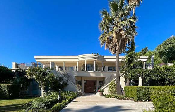 Cap d'Antibes Luxury Villa with Sea Views