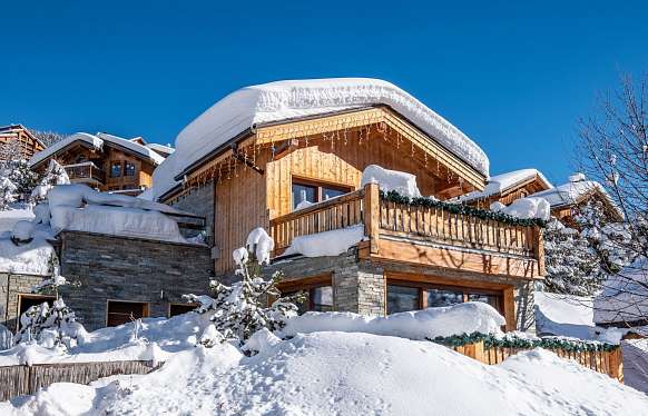 Cozy Chalet Close to Méribel Ski Resort