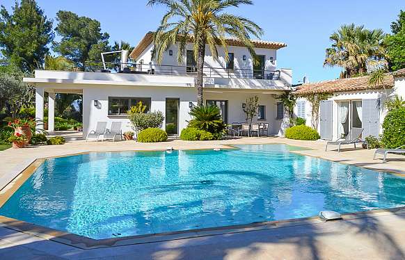 Villa à 10 minutes du centre-ville et des plages de Saint-Tropez